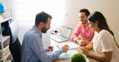 Assurance vie vs PER : quel produit choisir selon votre âge ?